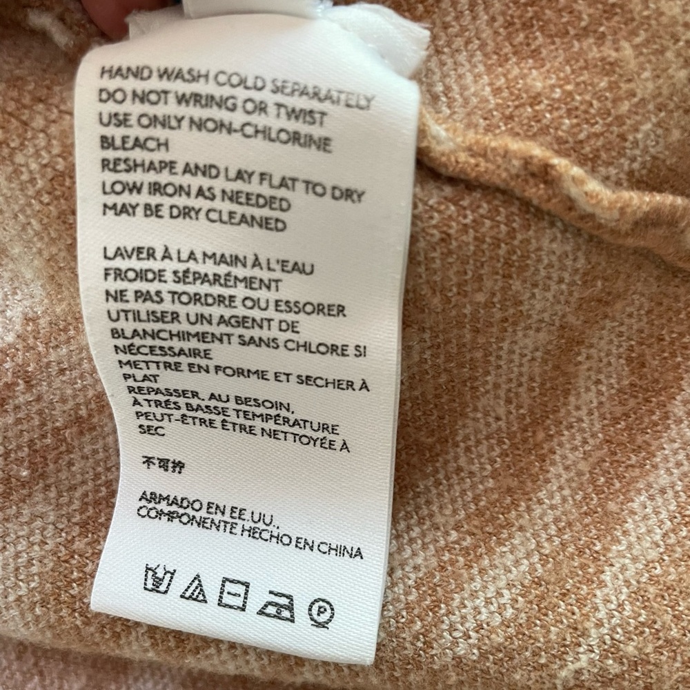 Anthropology Women’s Top Size LG GUC - Picture 7 of 15